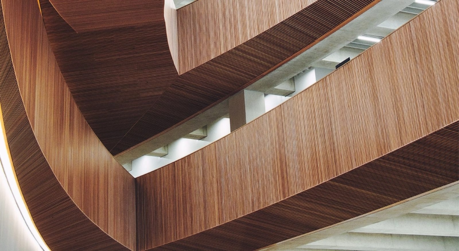 How to Reduce Echo at Home: Interior Acoustic Solutions and Practical Tips